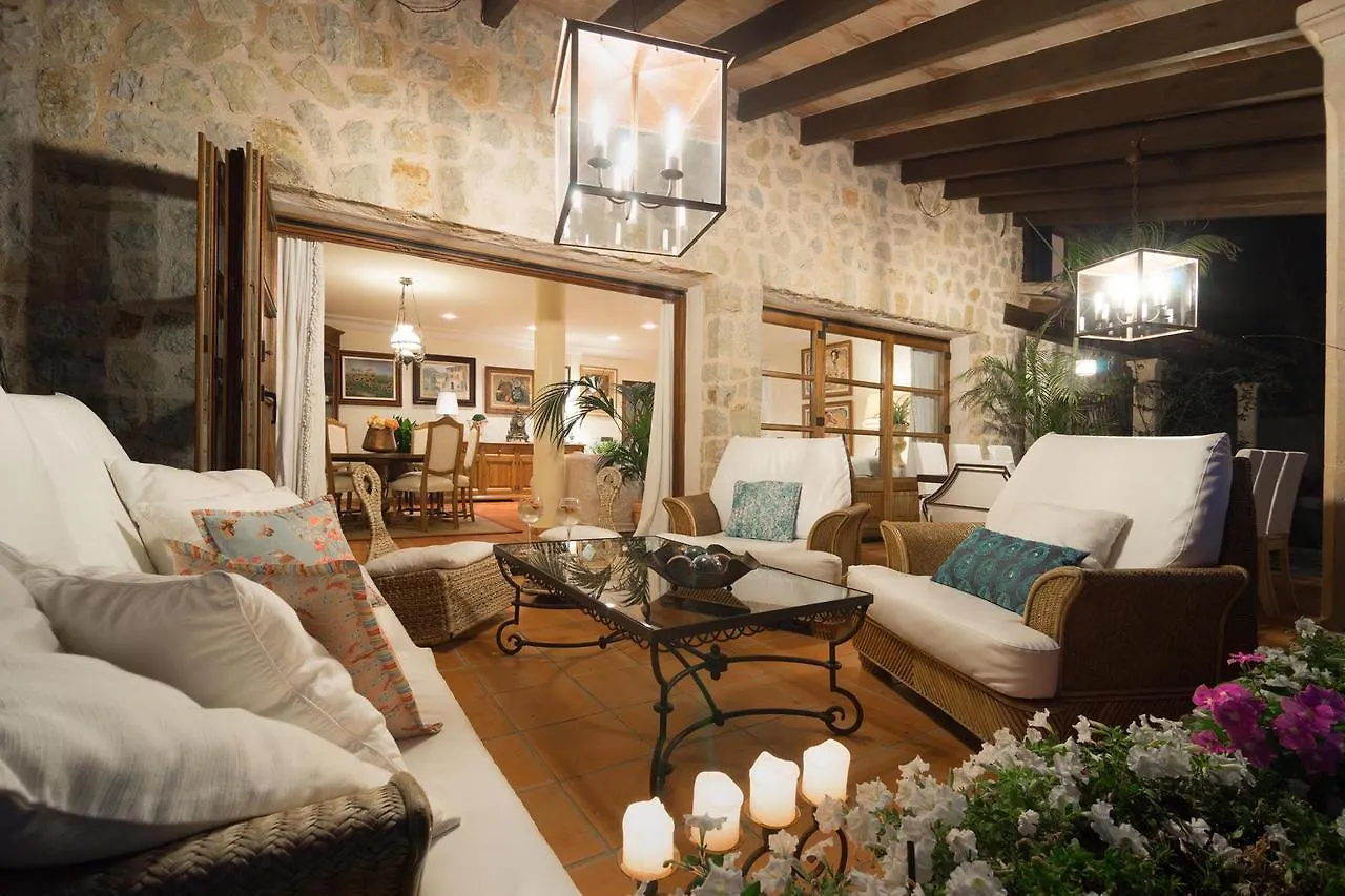 펜션 Mancor del Valle Font 빌라 스페인